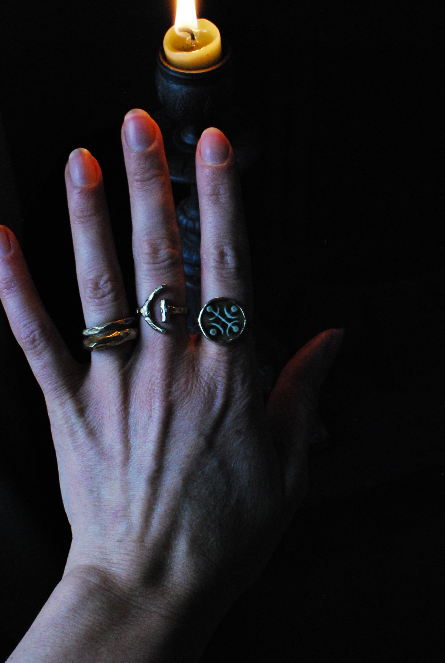 Solid Brass & Olive Green Glazed Vintage Stoneware ‘Totem Wheel’ Ring